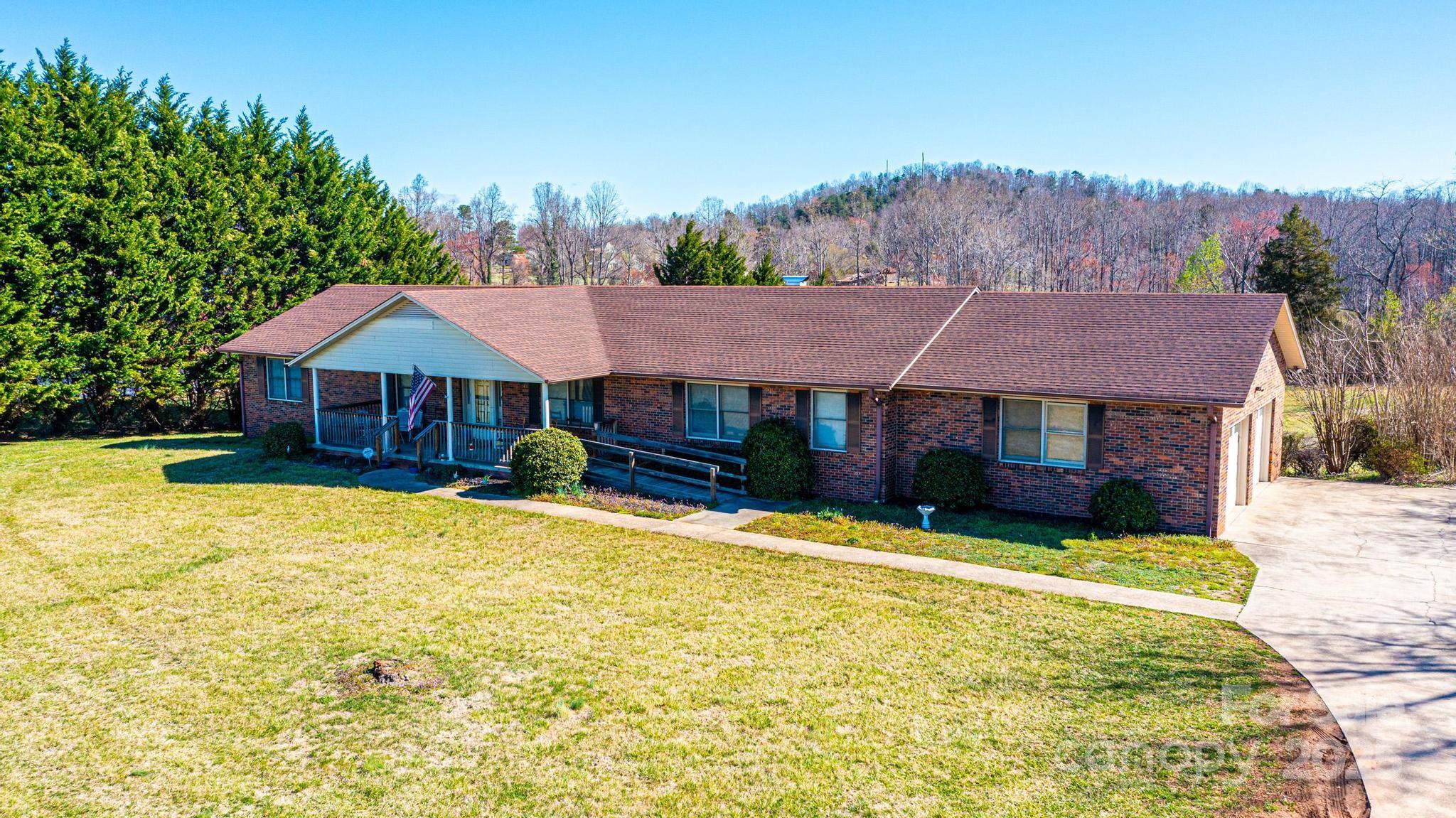 1221 Connelly Springs Road Lenoir NC 28645