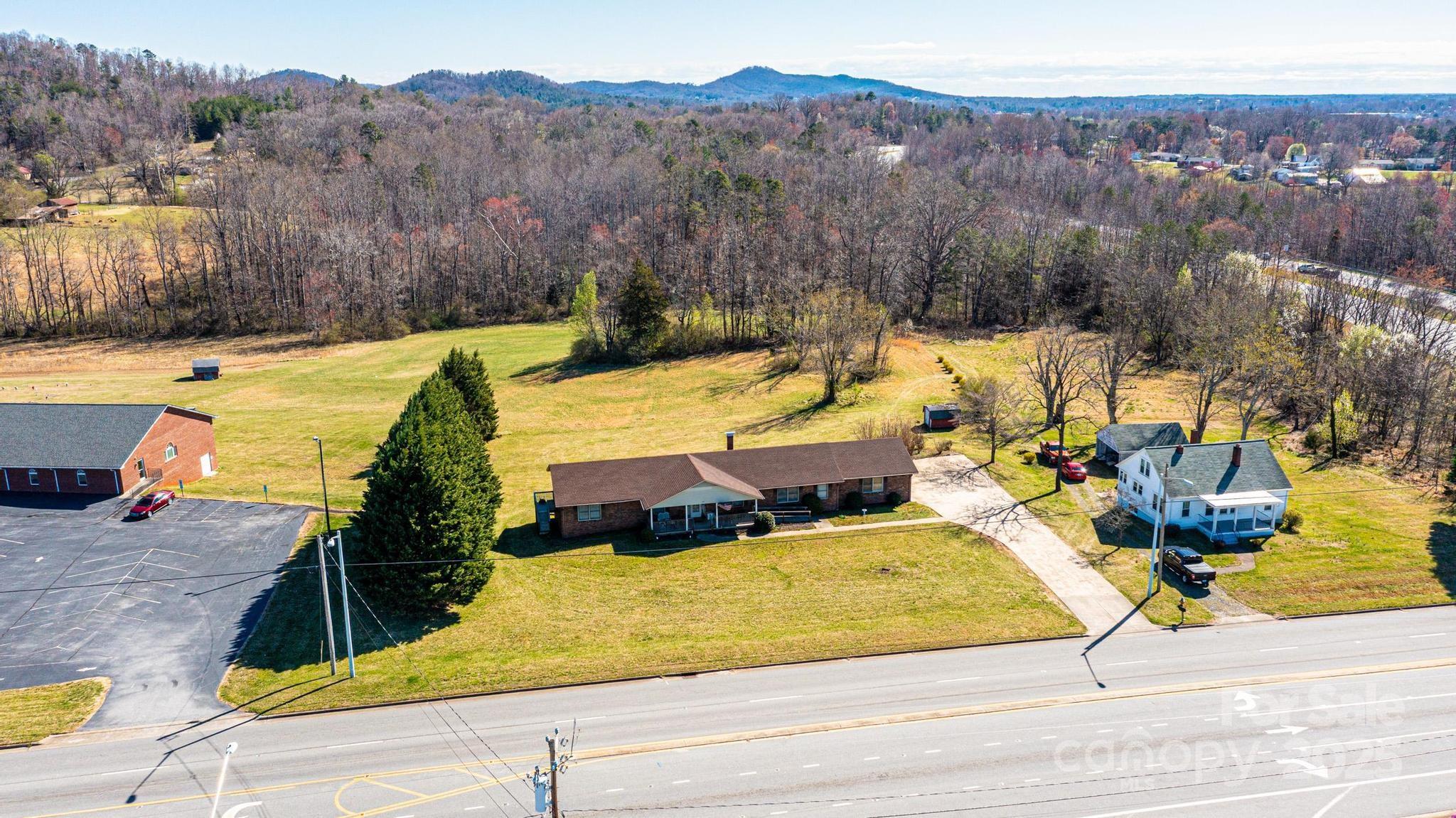 1221 Connelly Springs Road Lenoir NC 28645