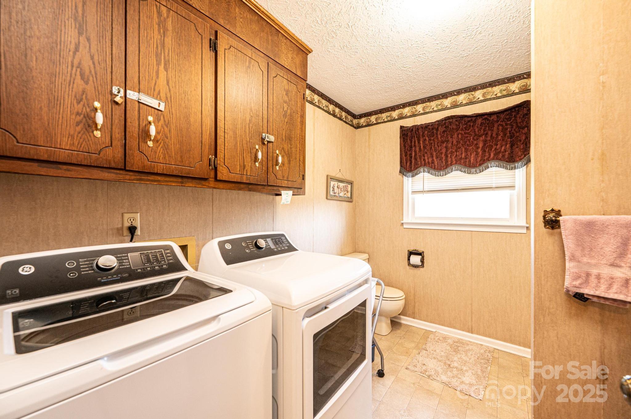 1221 Connelly Springs Road Lenoir NC 28645