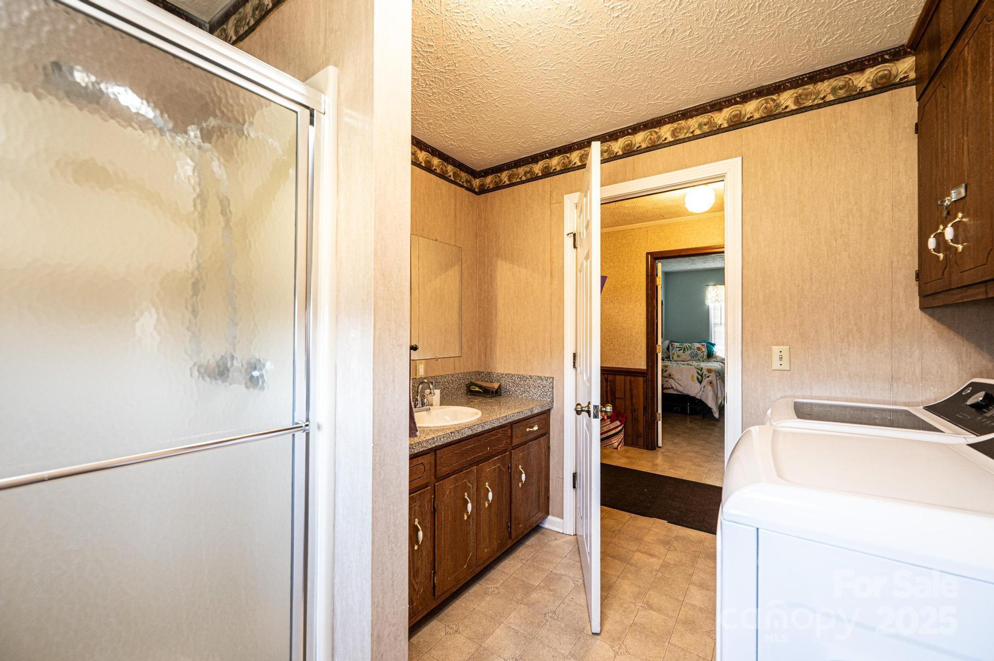 1221 Connelly Springs Road Lenoir NC 28645