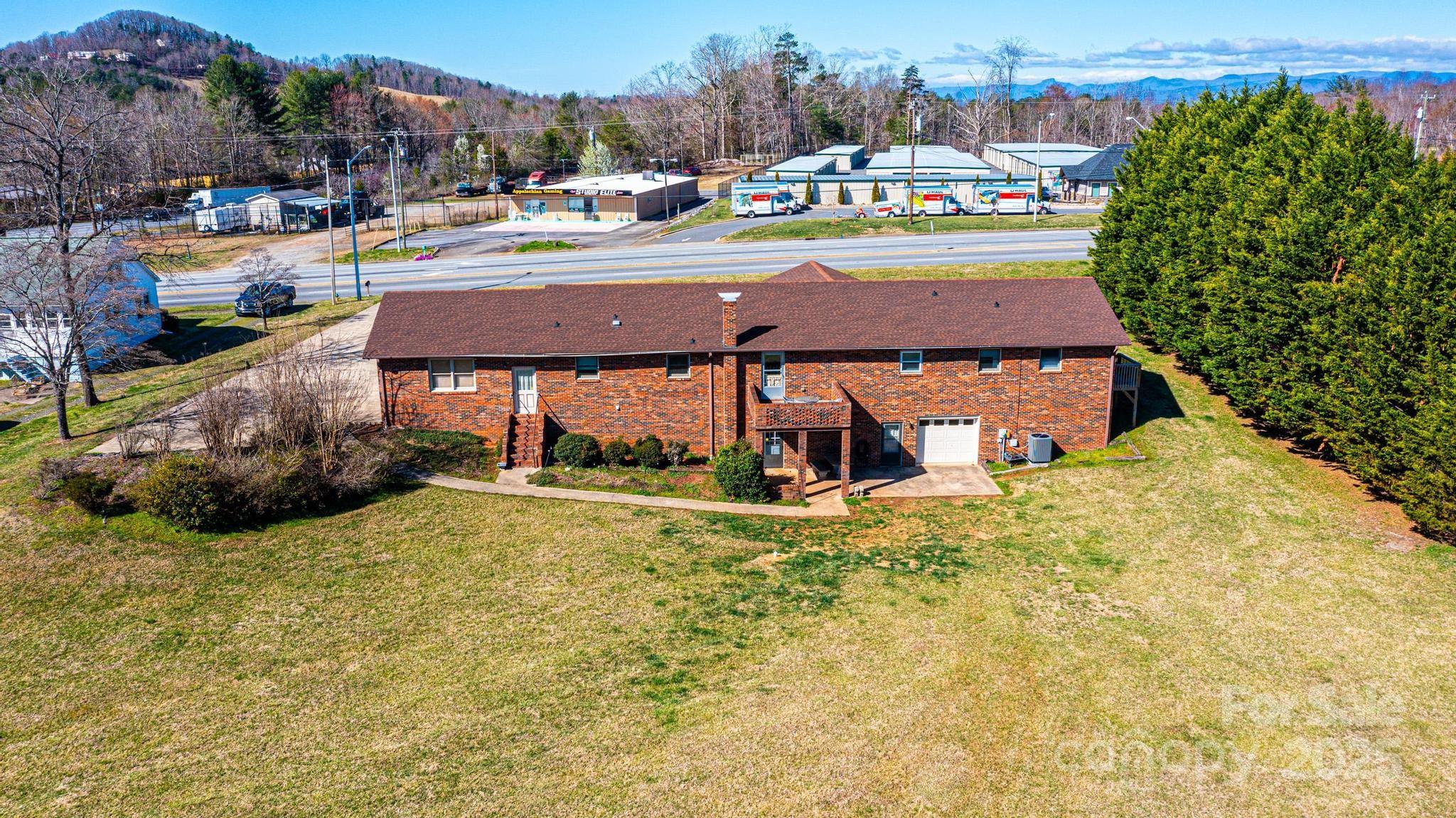 1221 Connelly Springs Road Lenoir NC 28645