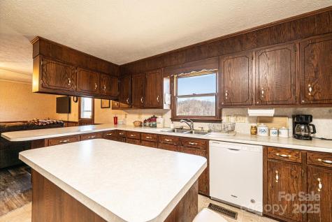 1221 Connelly Springs Road Lenoir NC 28645