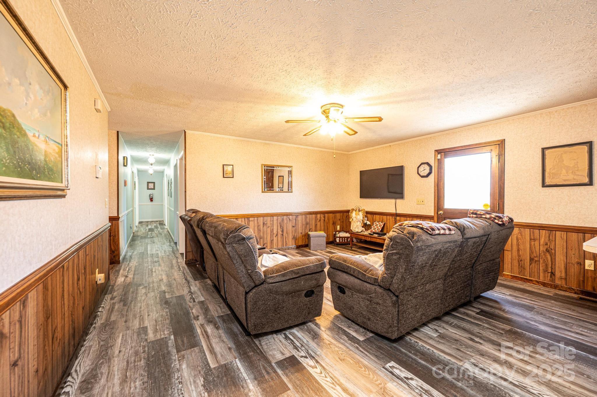 1221 Connelly Springs Road Lenoir NC 28645