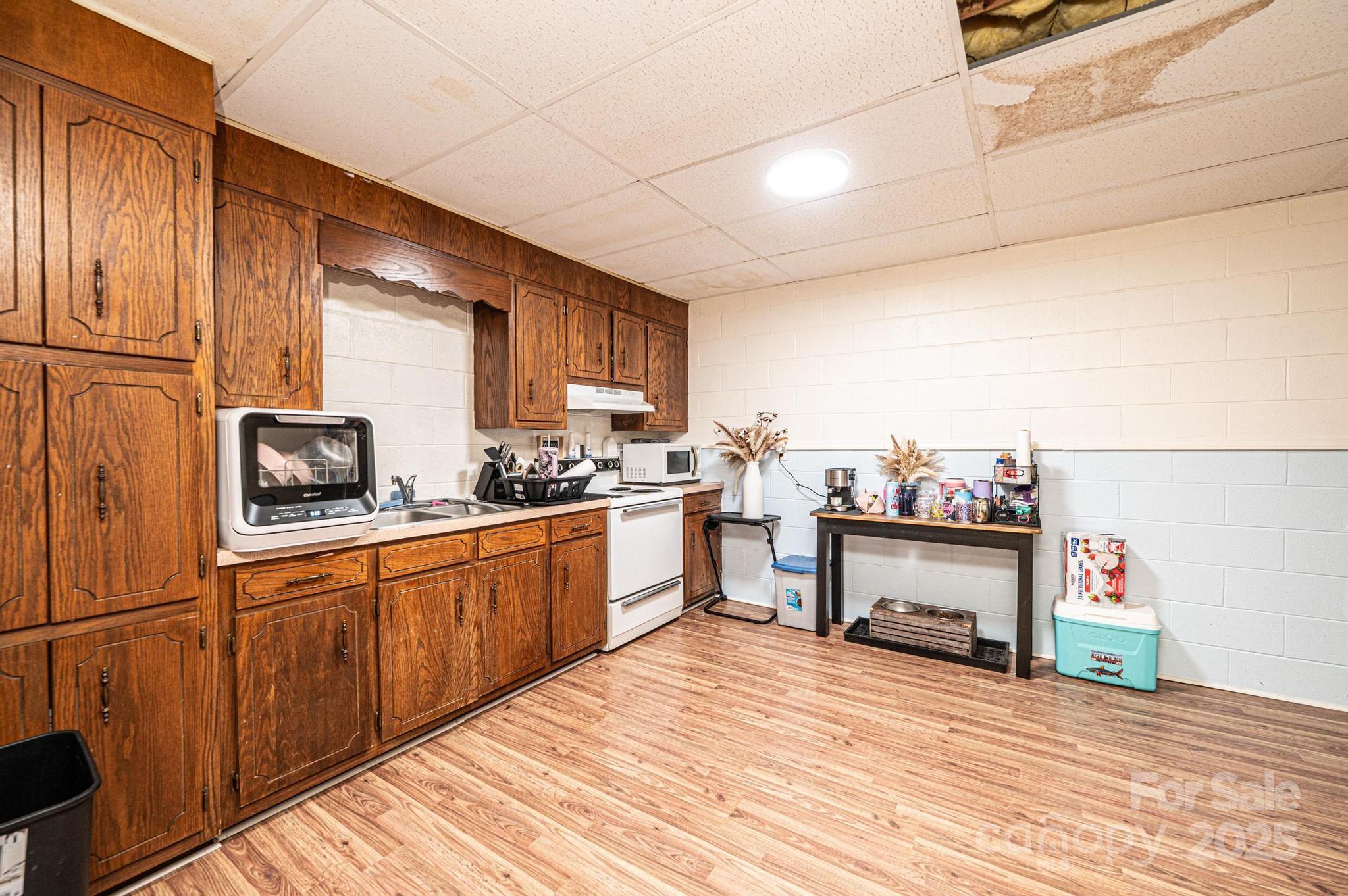 1221 Connelly Springs Road Lenoir NC 28645