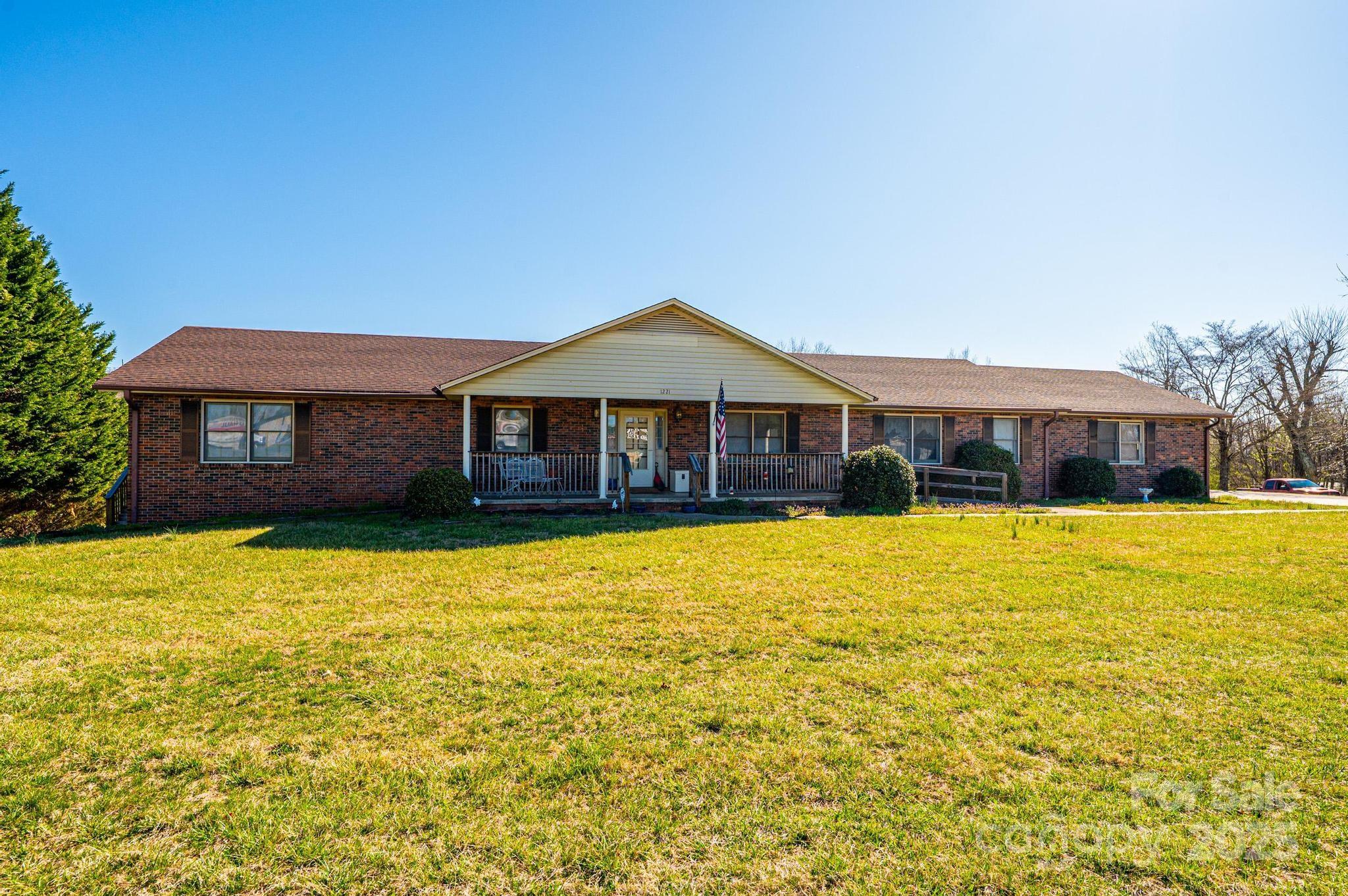 1221 Connelly Springs Road Lenoir NC 28645