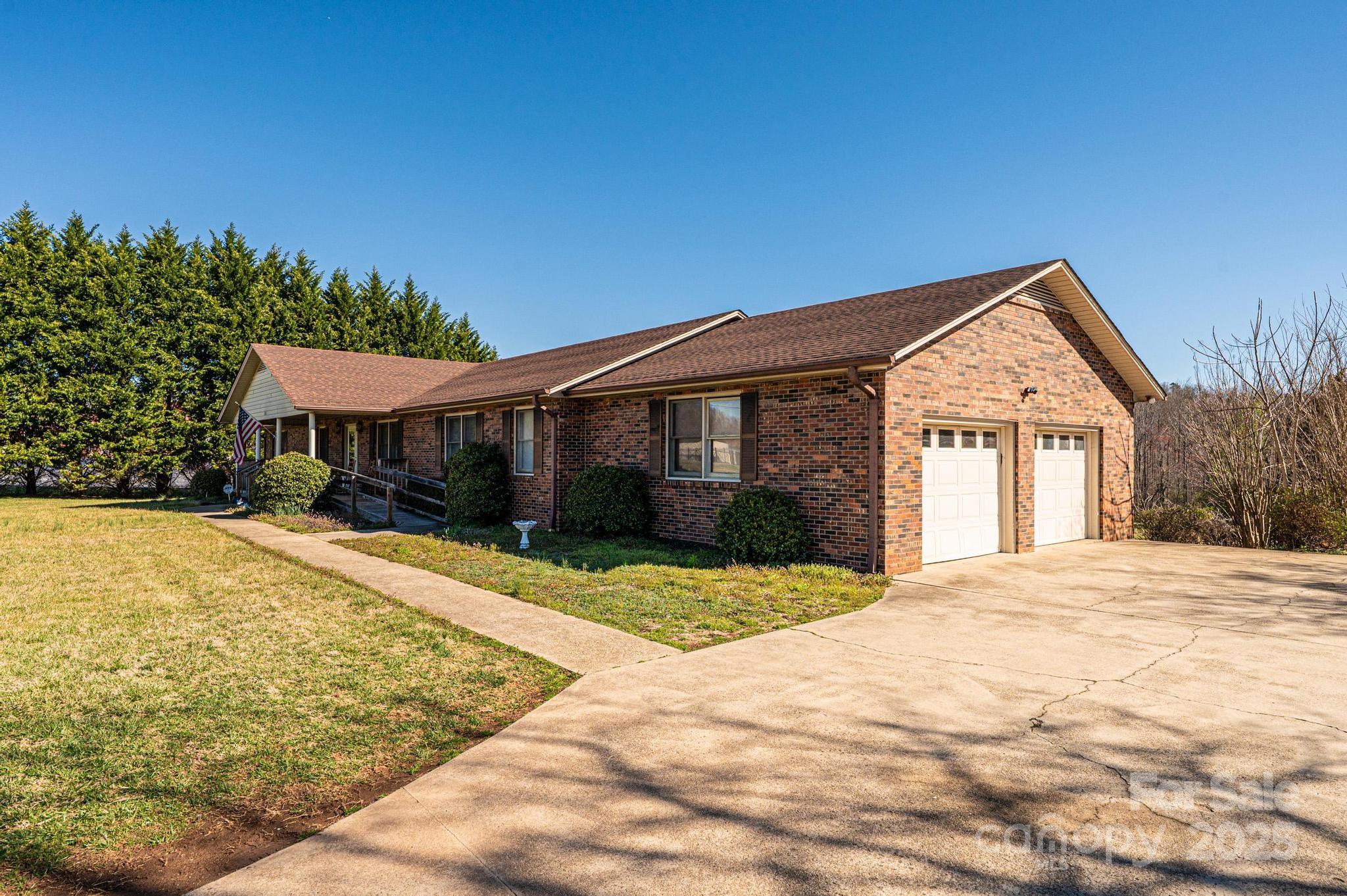 1221 Connelly Springs Road Lenoir NC 28645