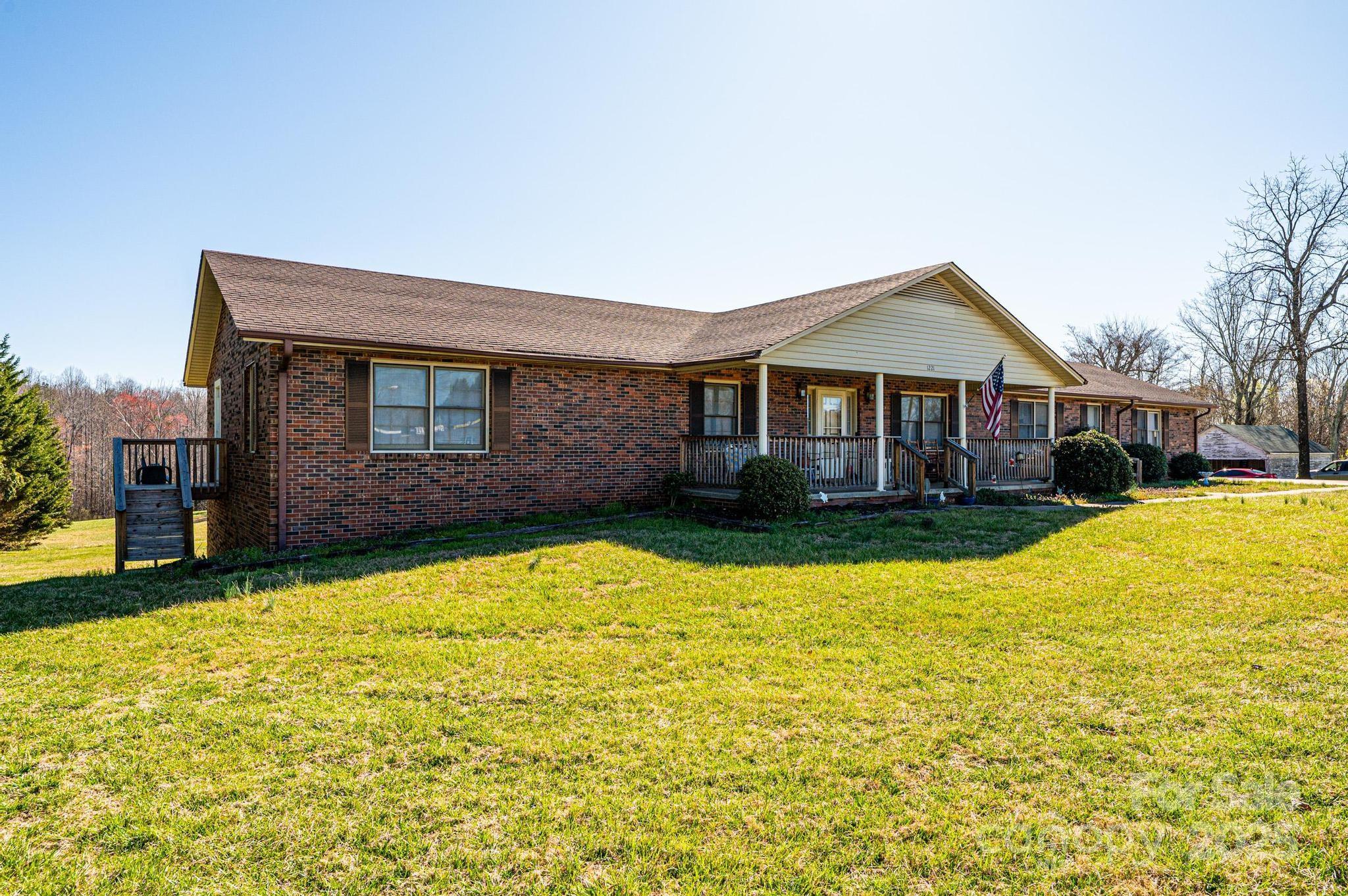 1221 Connelly Springs Road Lenoir NC 28645