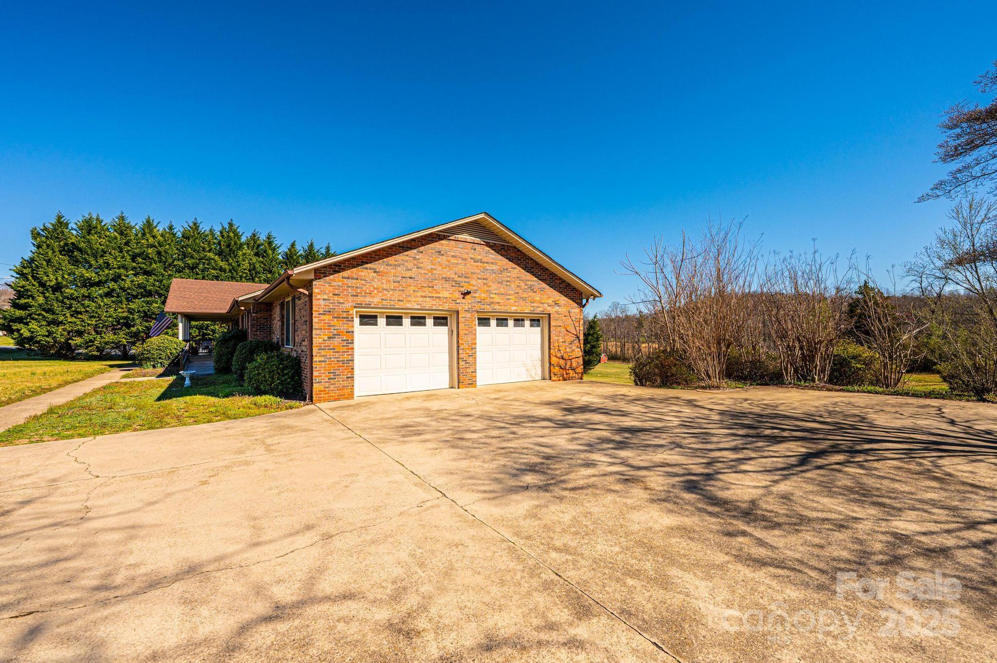 1221 Connelly Springs Road Lenoir NC 28645