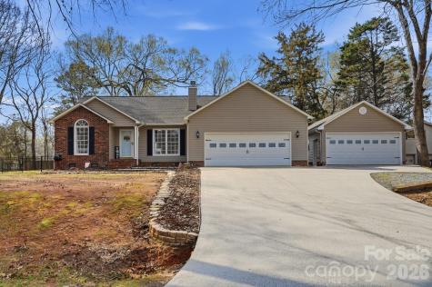 3704 Dakeita Circle Concord NC 28025