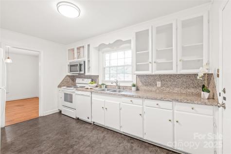1320 Hartford Avenue Charlotte NC 28209