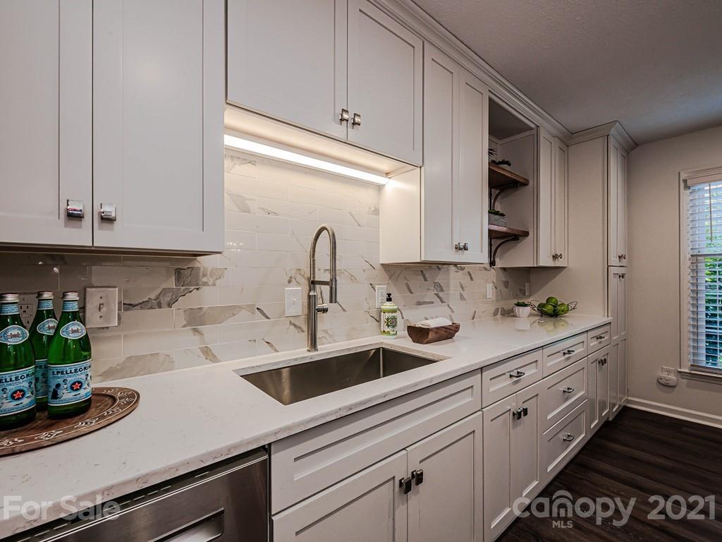 2321 Hayloft Circle Charlotte NC 28226