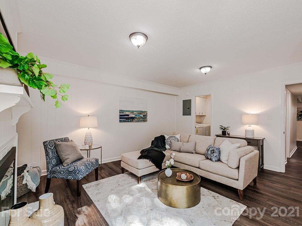 2321 Hayloft Circle Charlotte NC 28226
