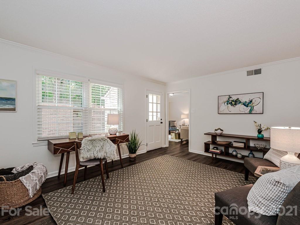 2321 Hayloft Circle Charlotte NC 28226