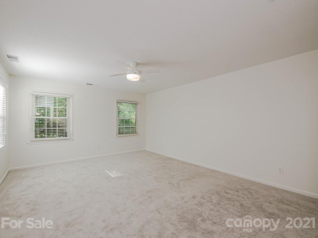 2321 Hayloft Circle Charlotte NC 28226