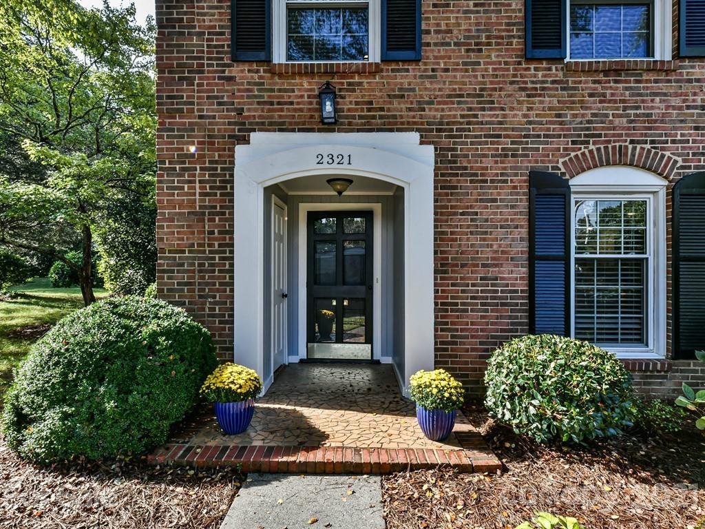2321 Hayloft Circle Charlotte NC 28226
