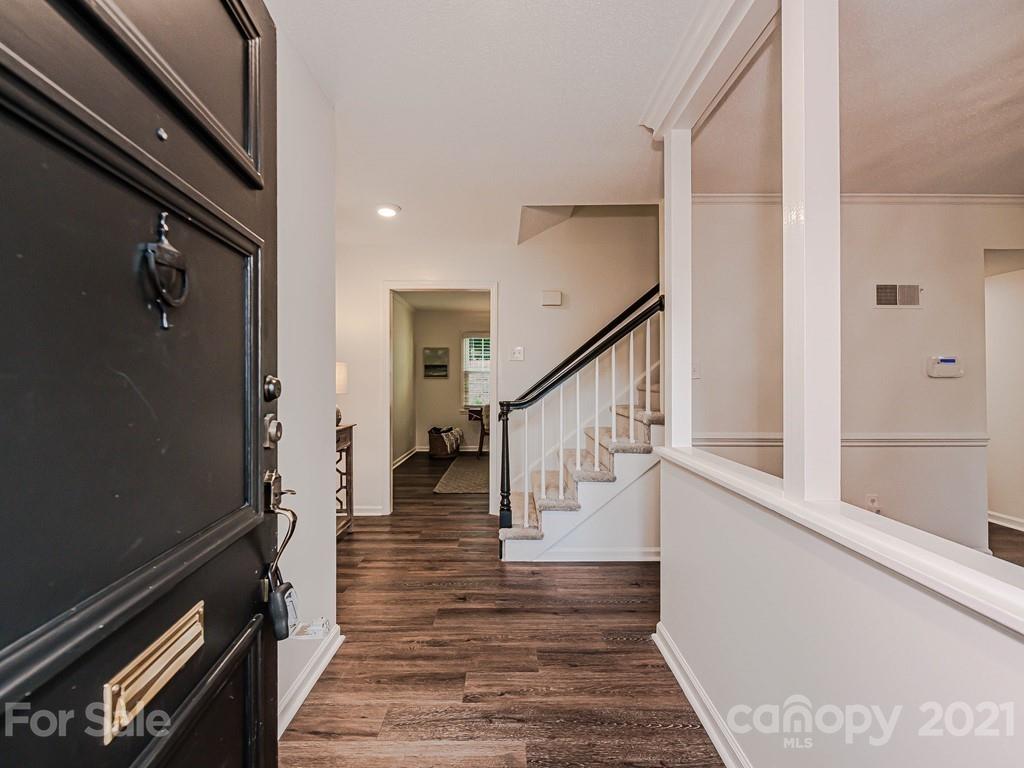 2321 Hayloft Circle Charlotte NC 28226