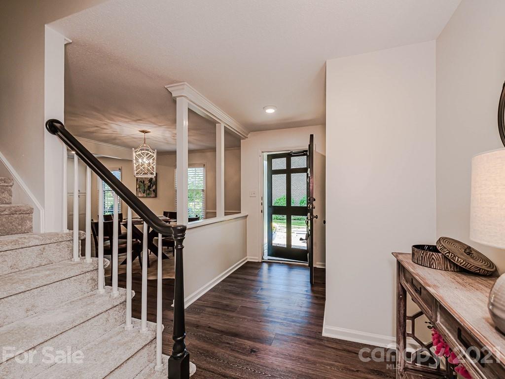 2321 Hayloft Circle Charlotte NC 28226