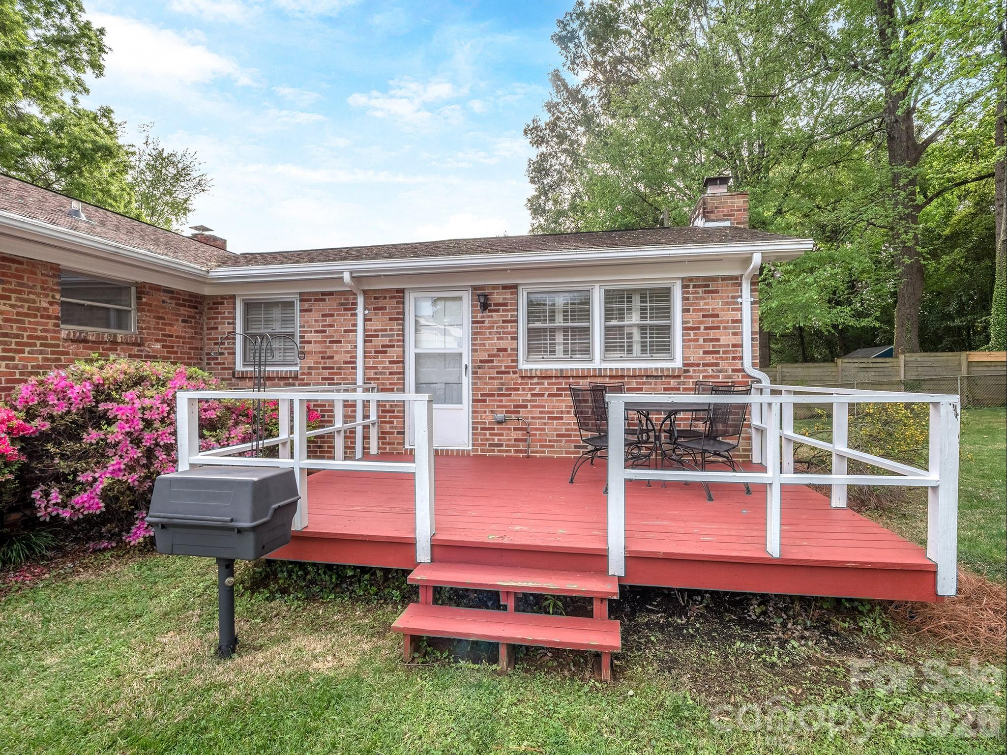5344 Buena Vista Avenue Charlotte NC 28205