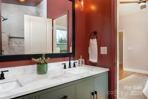 21 Allen Street Asheville NC 28806