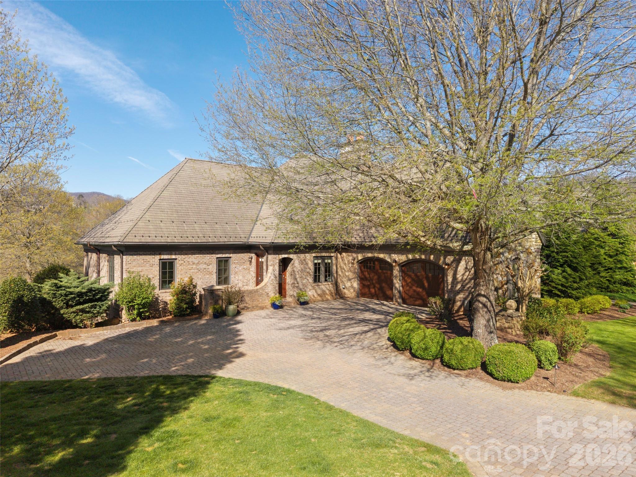 14 Golfside Court Arden NC 28704