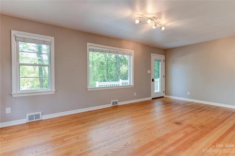 287 Beaverdam Road Asheville NC 28804