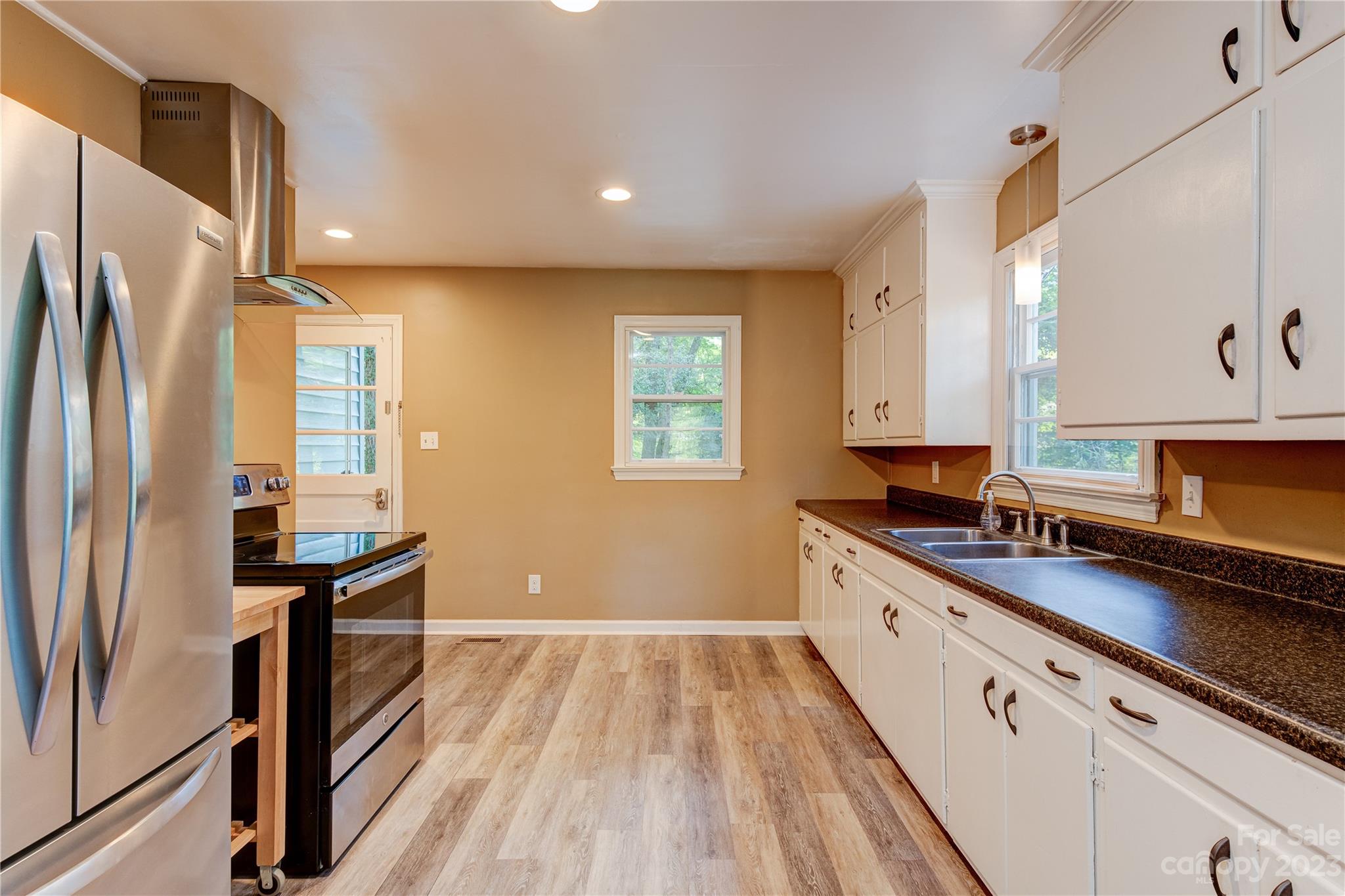 287 Beaverdam Road Asheville NC 28804