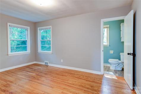 287 Beaverdam Road Asheville NC 28804