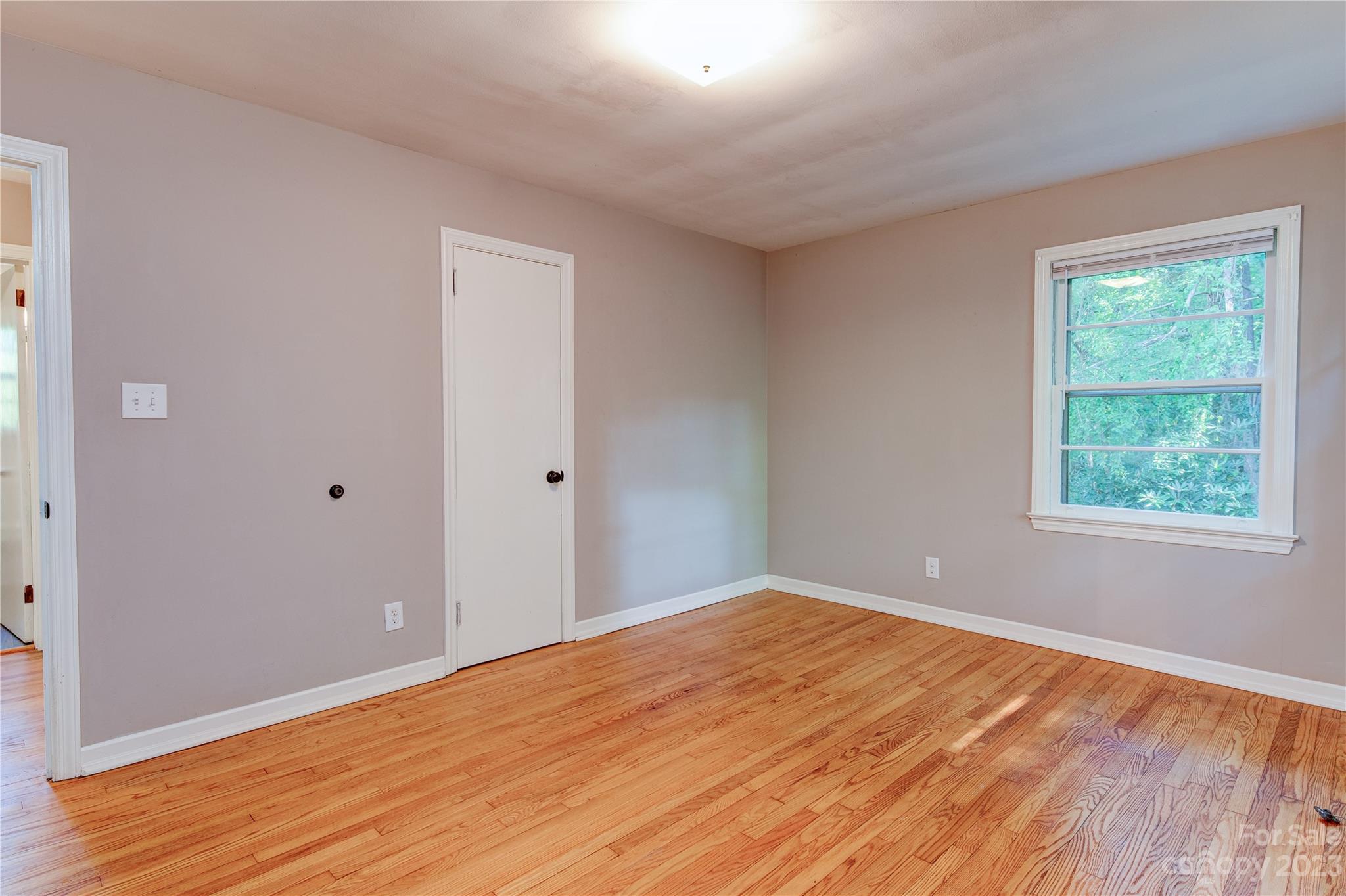 287 Beaverdam Road Asheville NC 28804