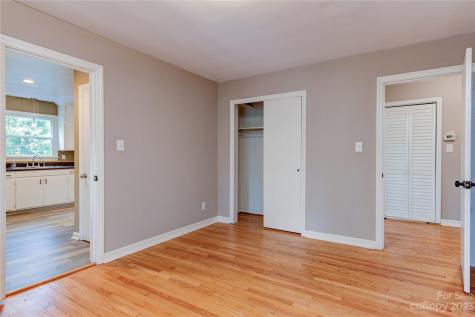 287 Beaverdam Road Asheville NC 28804
