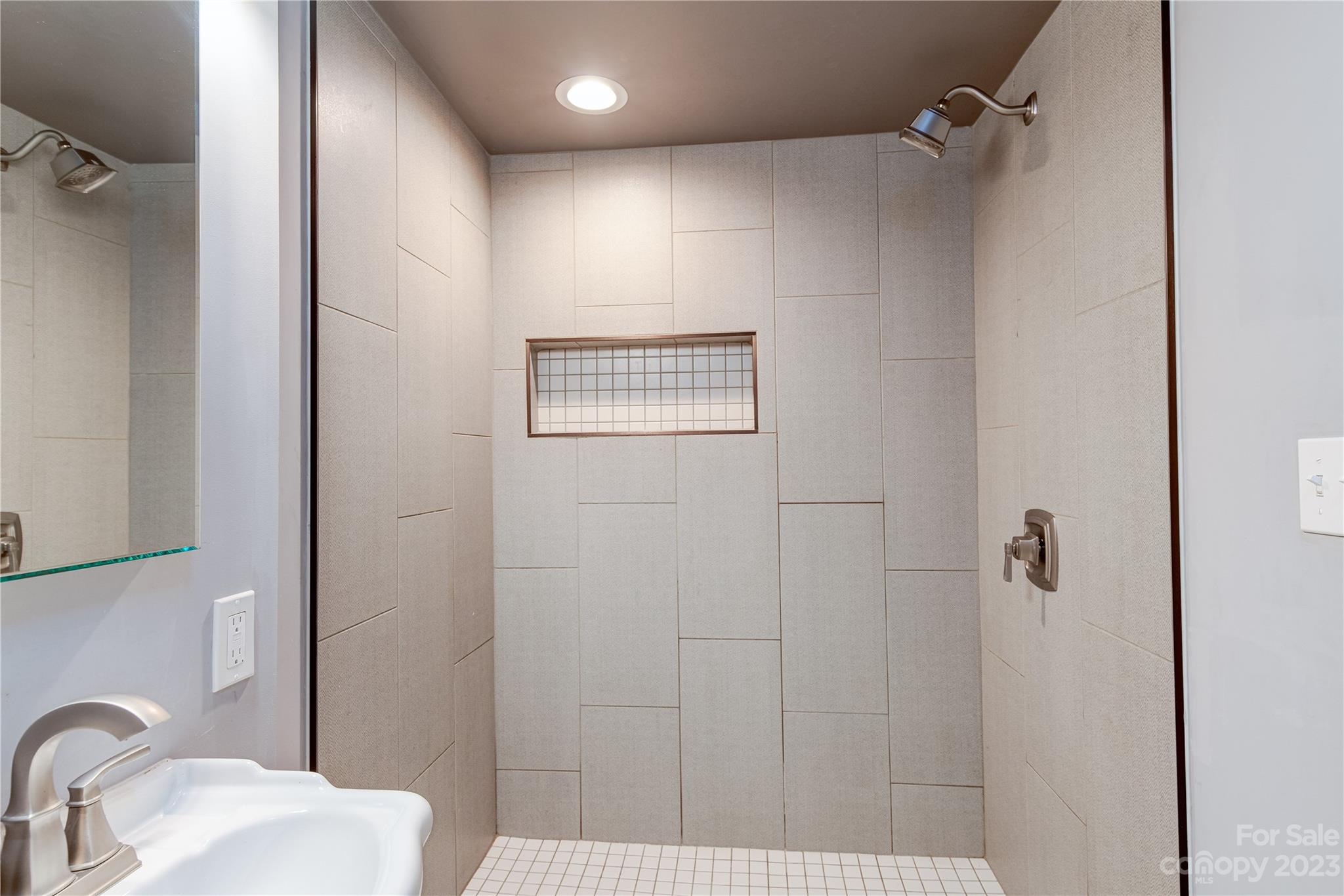 287 Beaverdam Road Asheville NC 28804