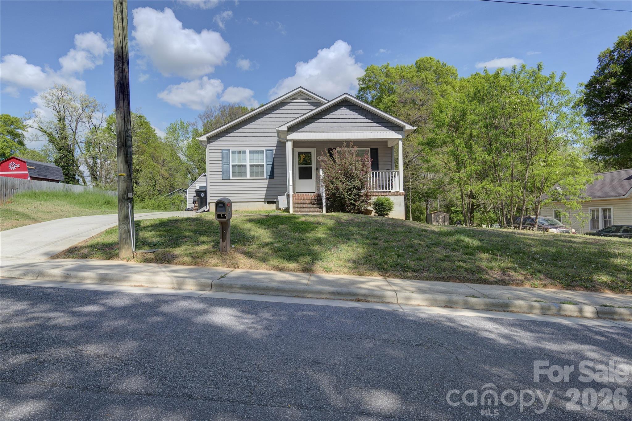 419 N Academy Street Mooresville NC 28115
