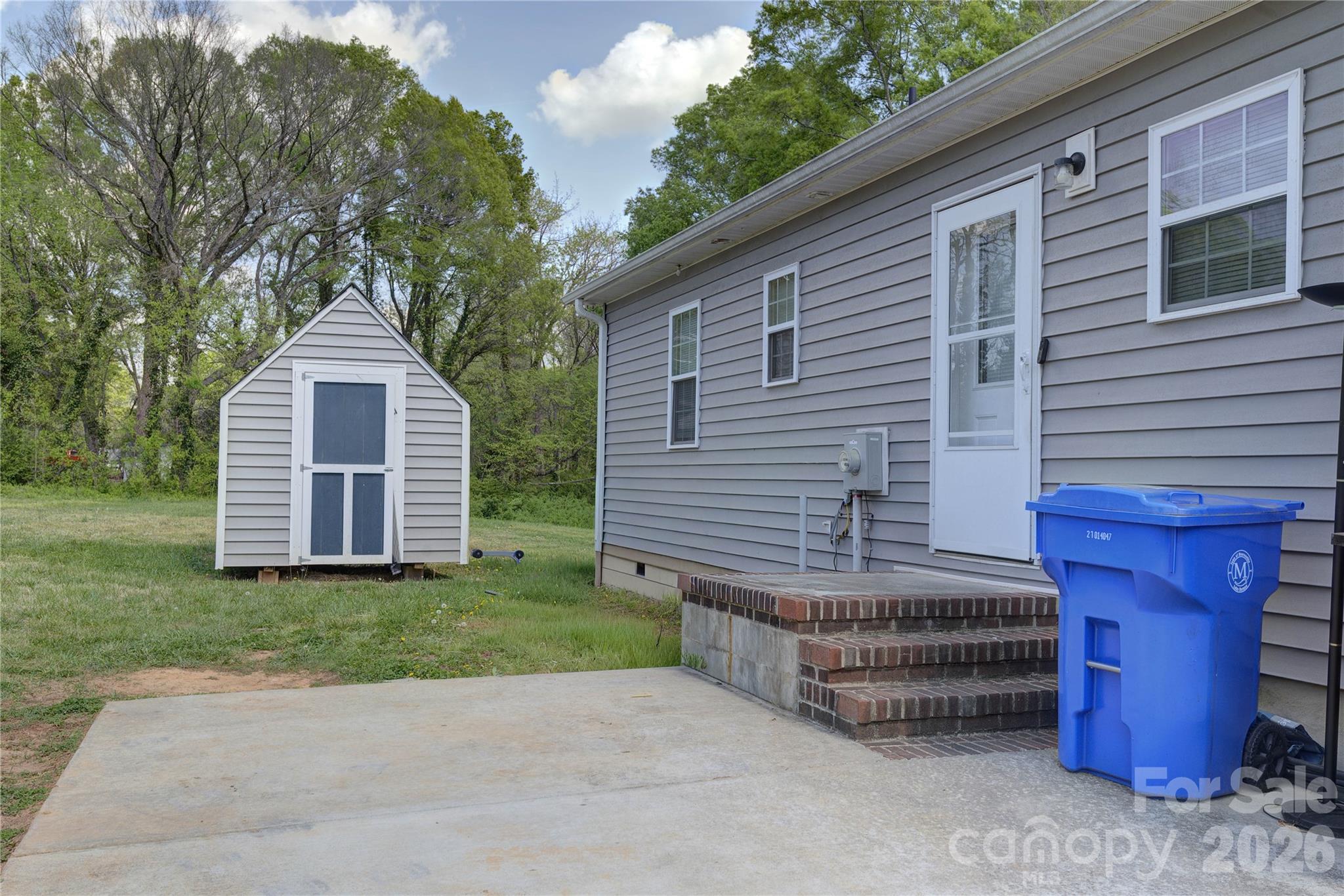 419 N Academy Street Mooresville NC 28115