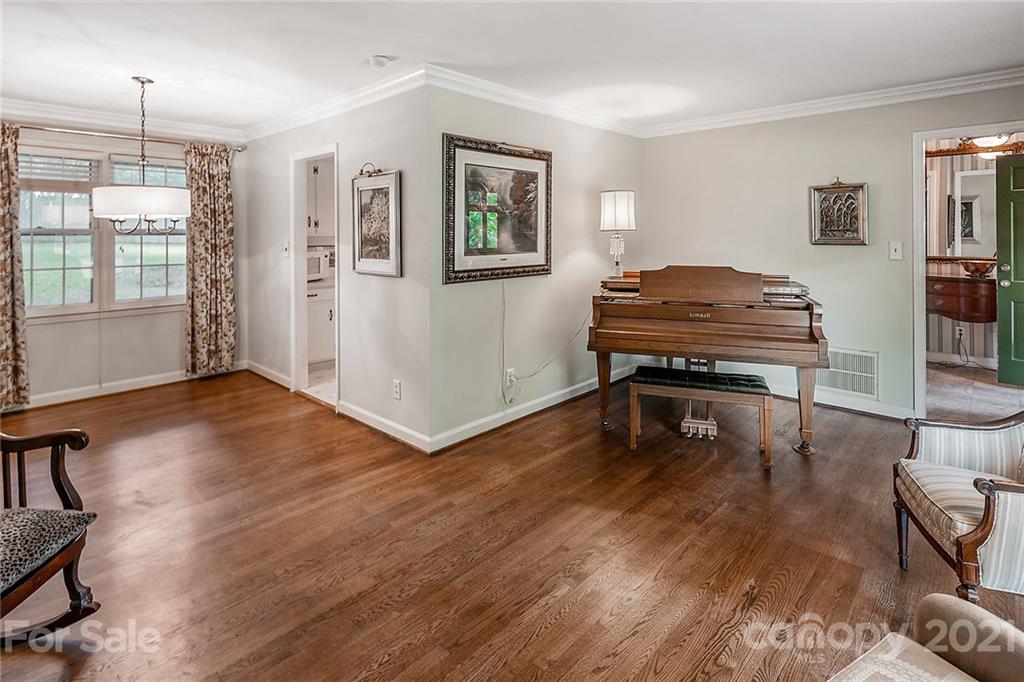 4727 Fairheath Road Charlotte NC 28210