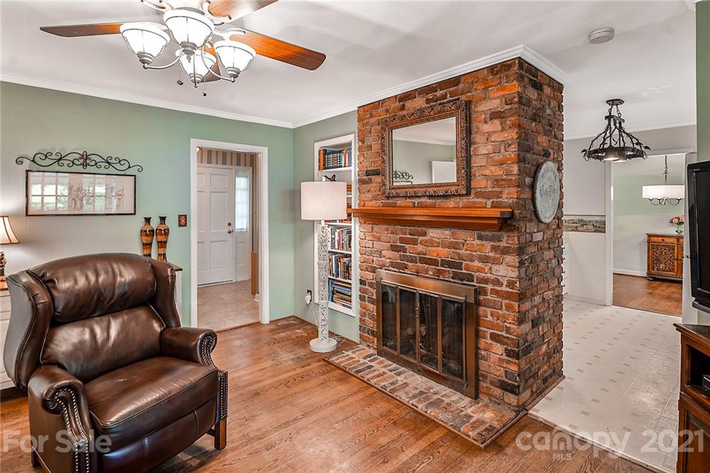 4727 Fairheath Road Charlotte NC 28210