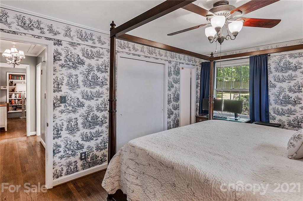 4727 Fairheath Road Charlotte NC 28210