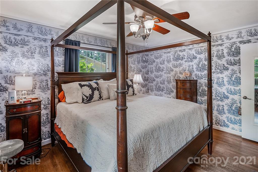 4727 Fairheath Road Charlotte NC 28210