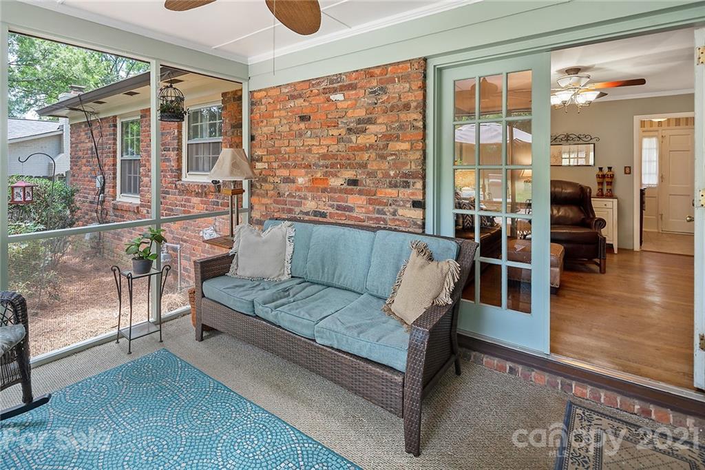 4727 Fairheath Road Charlotte NC 28210