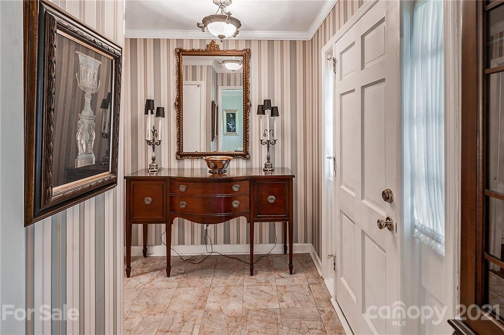 4727 Fairheath Road Charlotte NC 28210