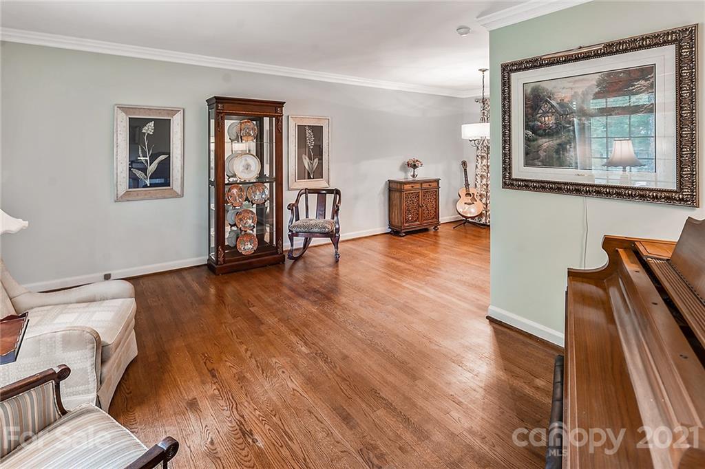 4727 Fairheath Road Charlotte NC 28210