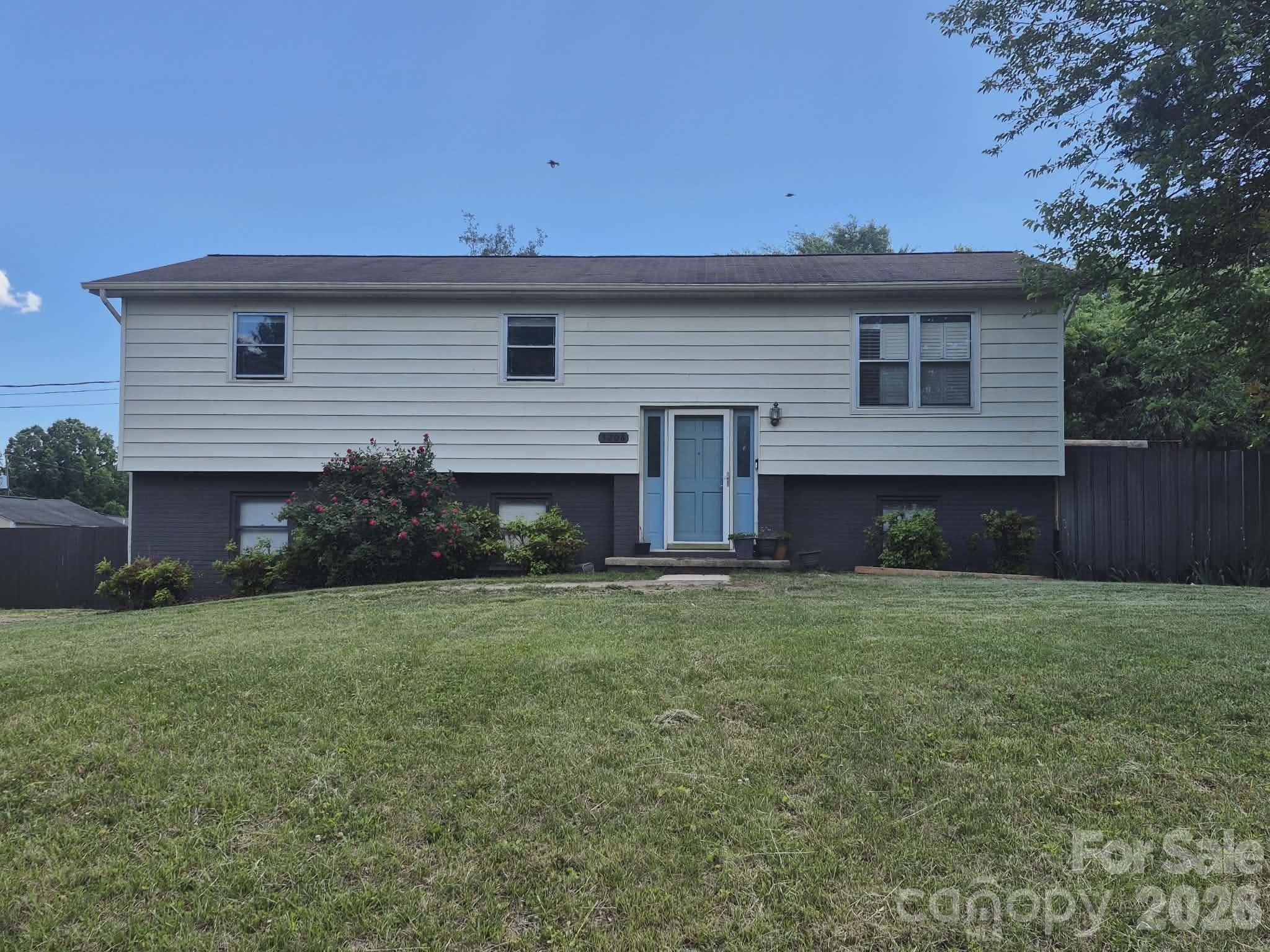 5208 W Piedmont Circle Conover NC 28613
