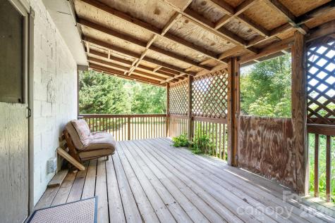 2802 Beaverdam Road Canton NC 28716