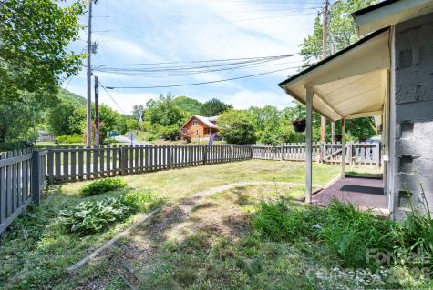 2802 Beaverdam Road Canton NC 28716