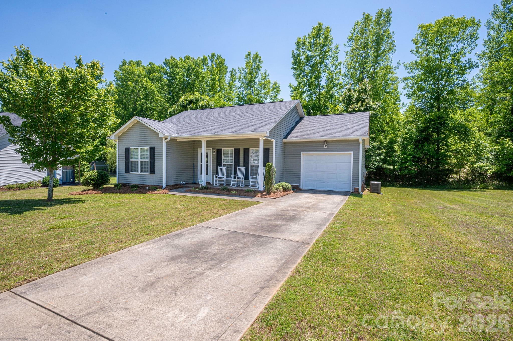 7212 Pinfeather Circle Cramerton NC 28032