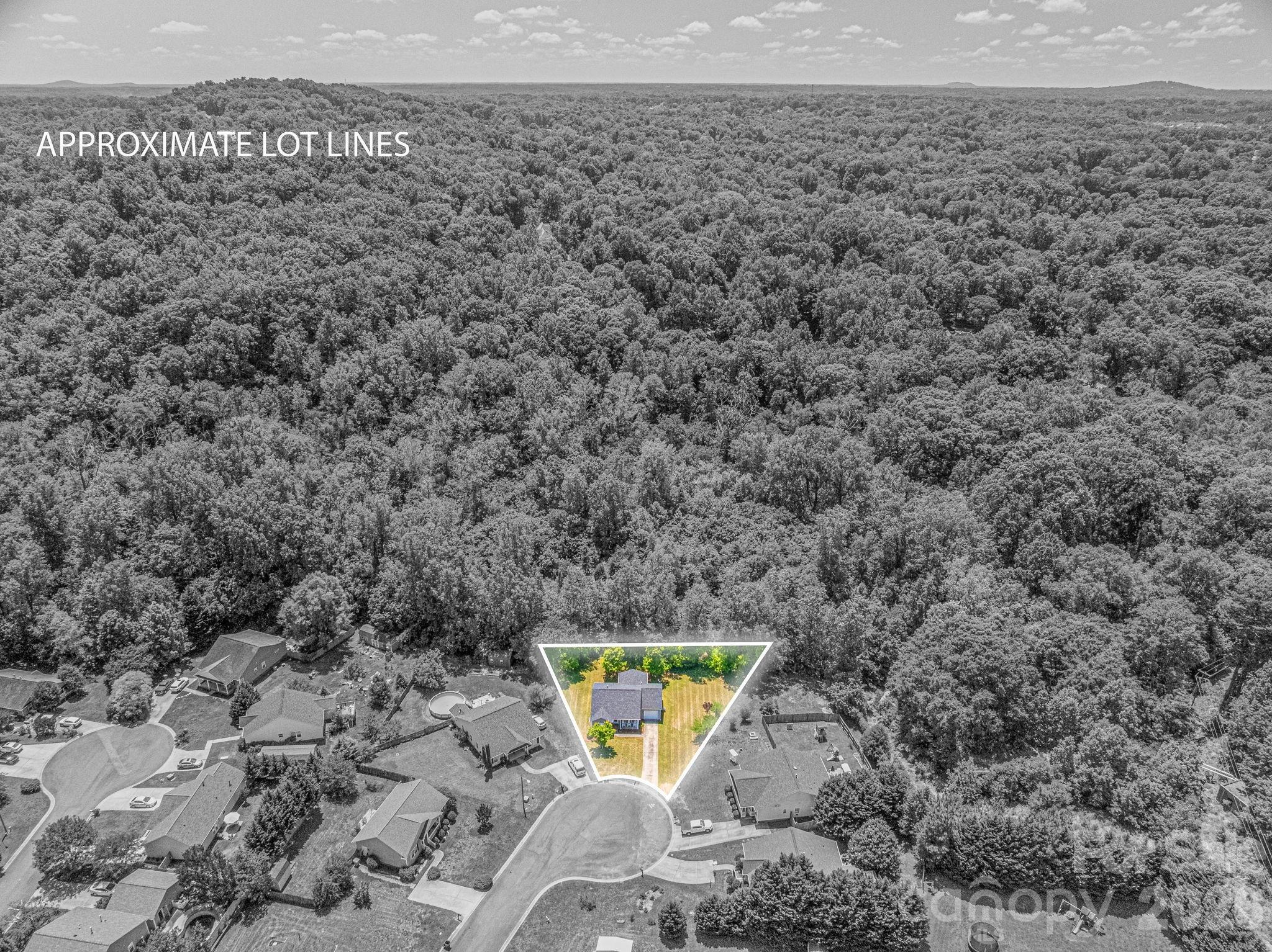 7212 Pinfeather Circle Cramerton NC 28032