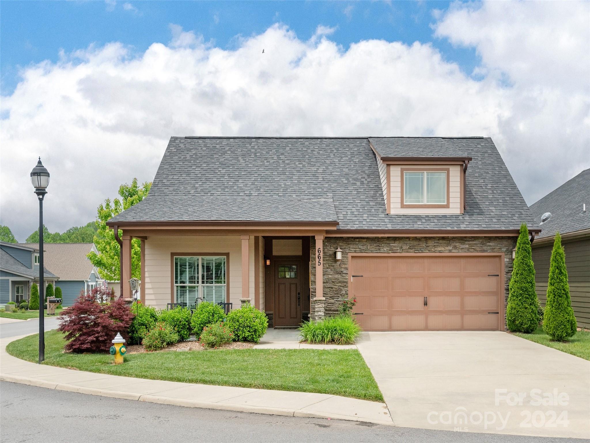 665 Summerfield Place Flat Rock NC 28731