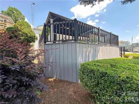 120 Elm Street New London NC 28127