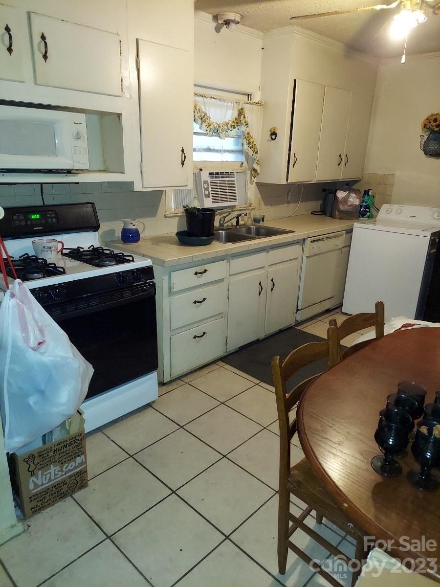 215 Wyanoke Avenue Charlotte NC 28205