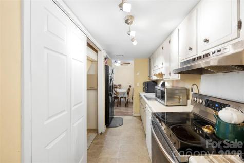7130 Stonington Lane Charlotte NC 28227