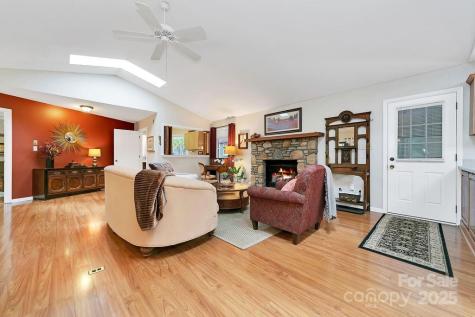 1005 Middle Connestee Trail Brevard NC 28712