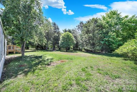 6067 Lake Wylie Road Lake Wylie SC 29710